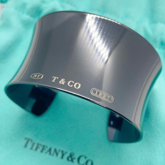 Tiffany & Co. 1837 Wide Titanium Cuff Bracelet 6" Circumference – Excellent - Picture 1 of 12